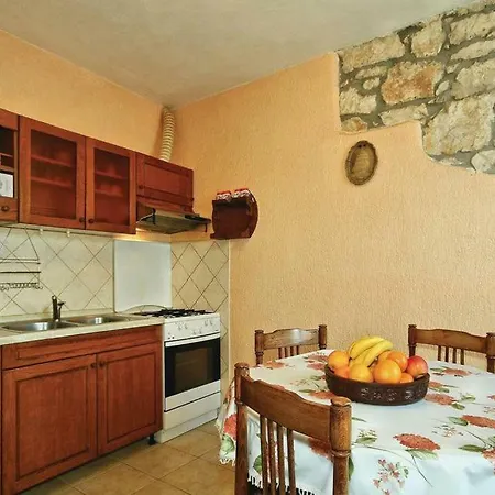 Mugeba 3 Bedroom