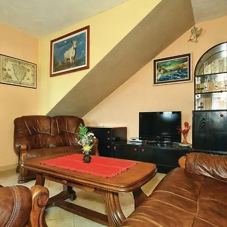 Mugeba 3 Bedroom