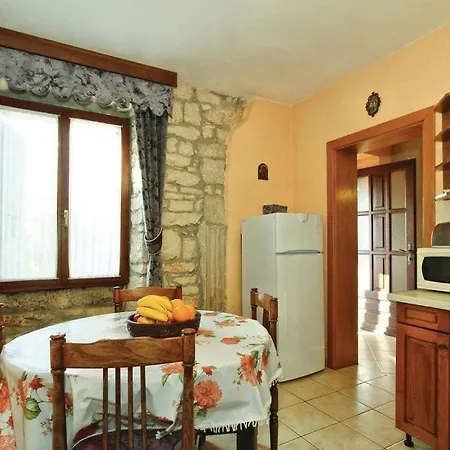 Apartment Mugeba 3 Bedroom Porec