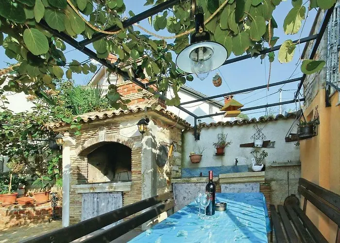 Mugeba 3 Bedroom Lejlighed Poreč