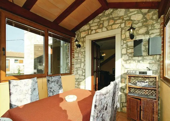 Mugeba 3 Bedroom